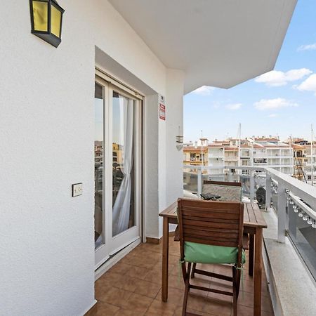 Welcs Apartamento 055 Emp Con Terraza Y Vistas Al Canal เอมปูเรียบราบา ภายนอก รูปภาพ