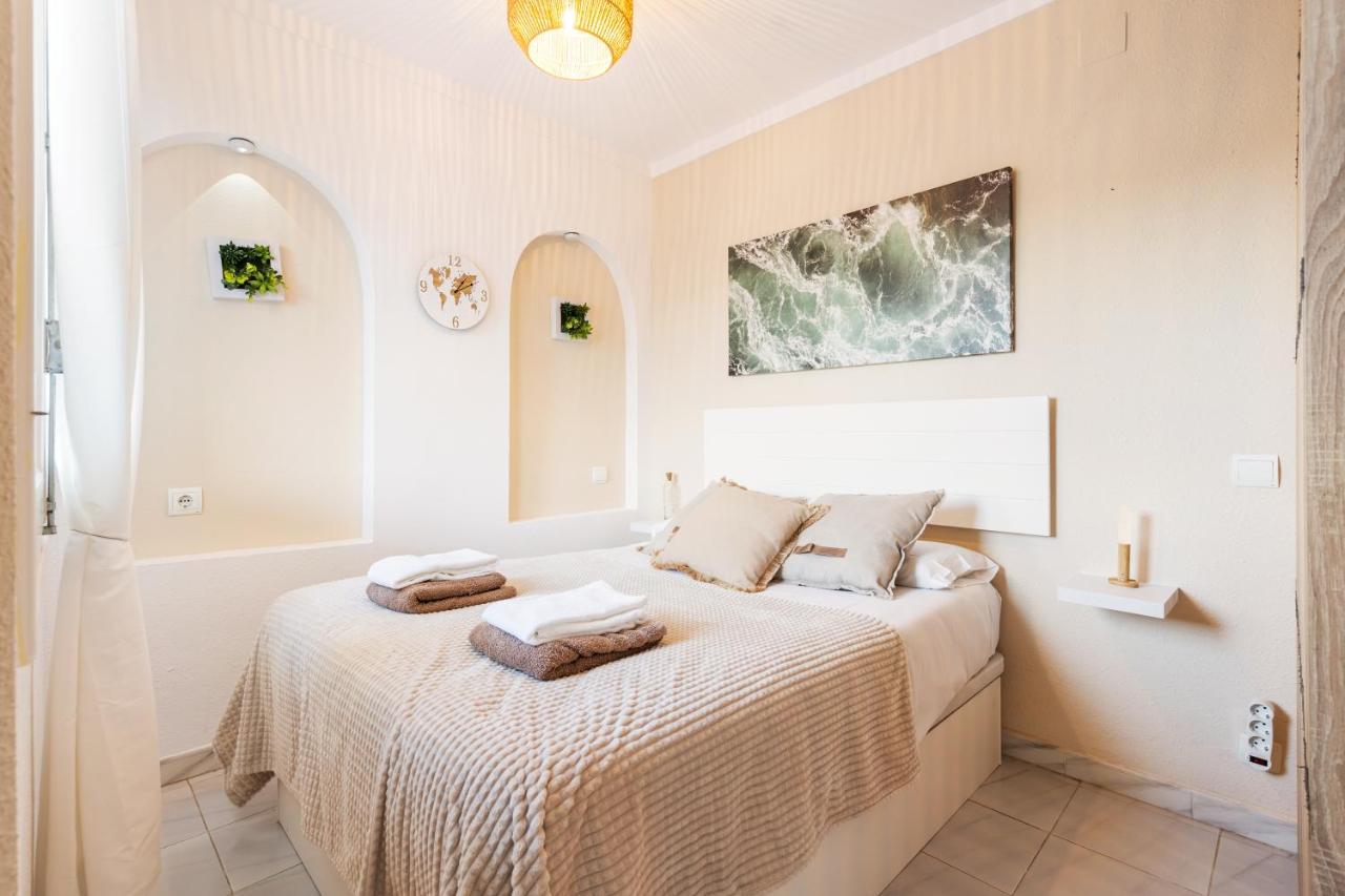 Welcs Apartamento 055 Emp Con Terraza Y Vistas Al Canal เอมปูเรียบราบา ภายนอก รูปภาพ