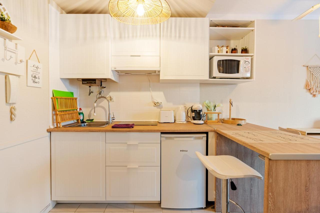 Welcs Apartamento 055 Emp Con Terraza Y Vistas Al Canal เอมปูเรียบราบา ภายนอก รูปภาพ